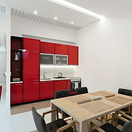 Ba Apartment *